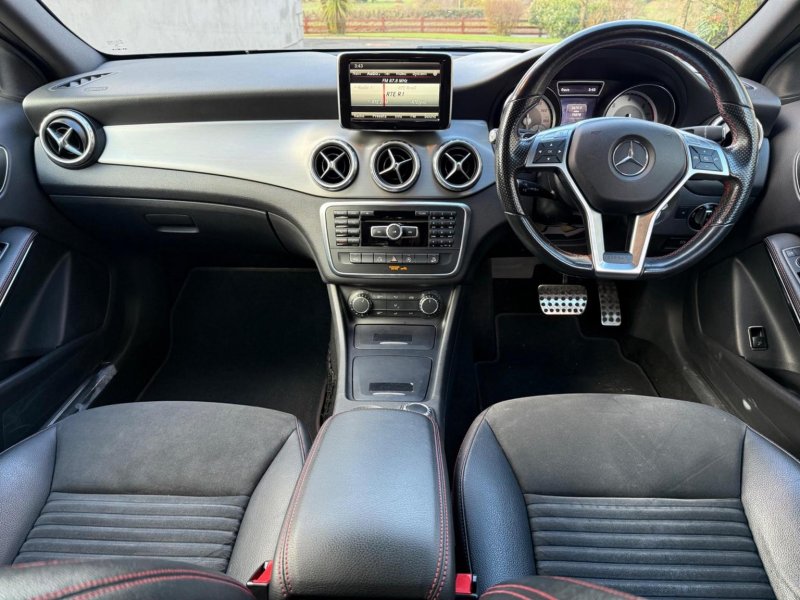 MERCEDES-BENZ GLA CLASS