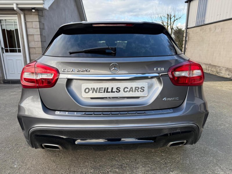 MERCEDES-BENZ GLA CLASS