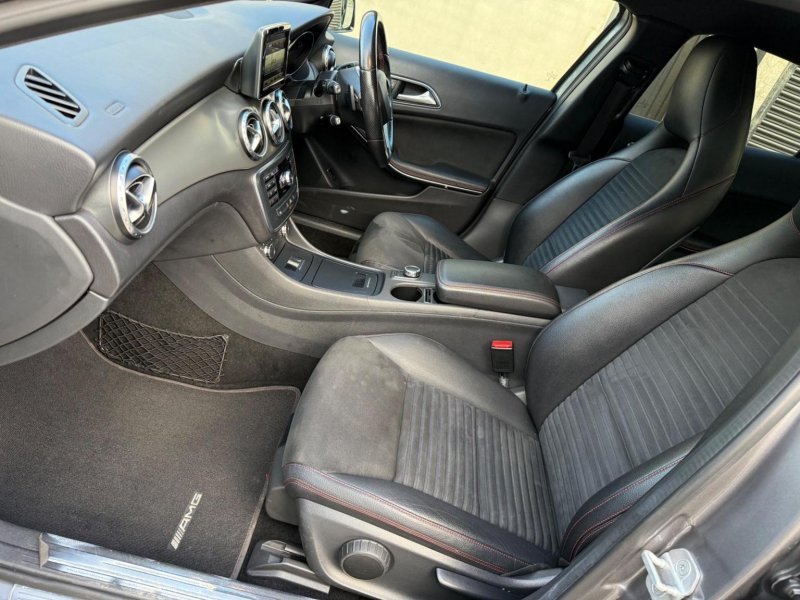 MERCEDES-BENZ GLA CLASS