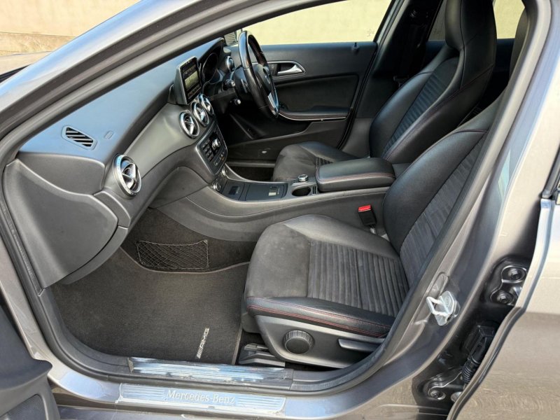 MERCEDES-BENZ GLA CLASS